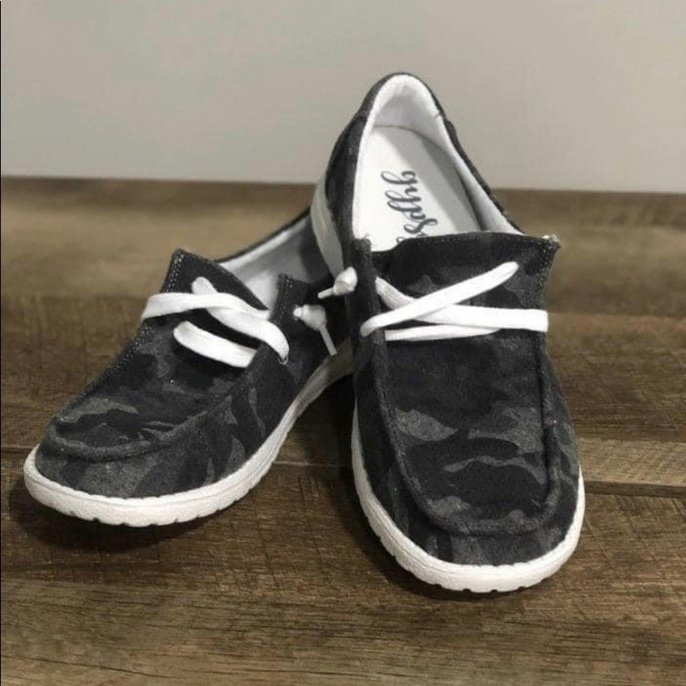 Gray camo shoes